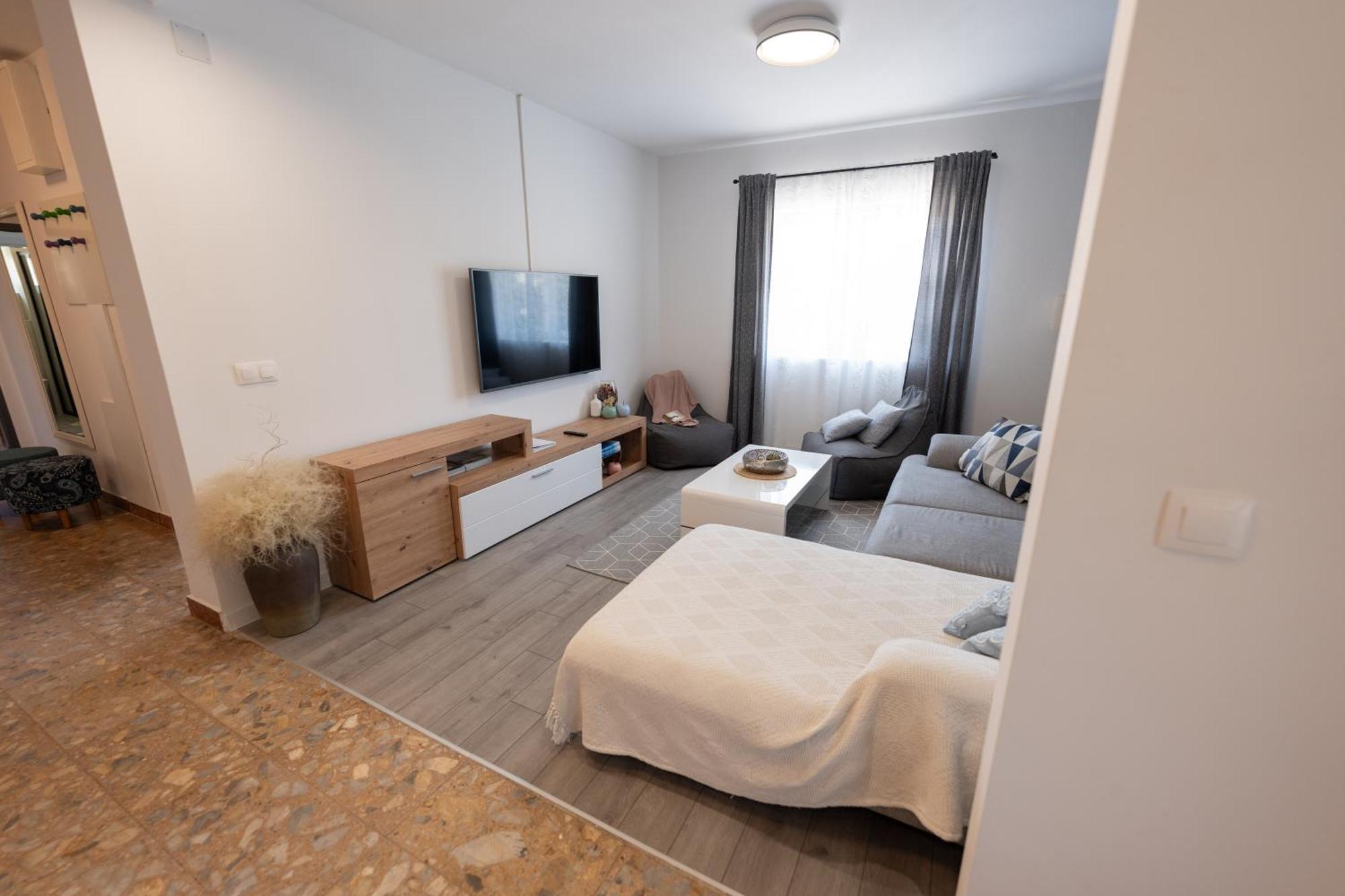 Maksan Apartament *